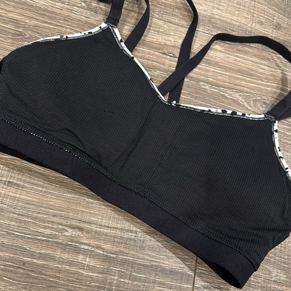 Athleta Sports  Bra size S - Picture 3 of 5